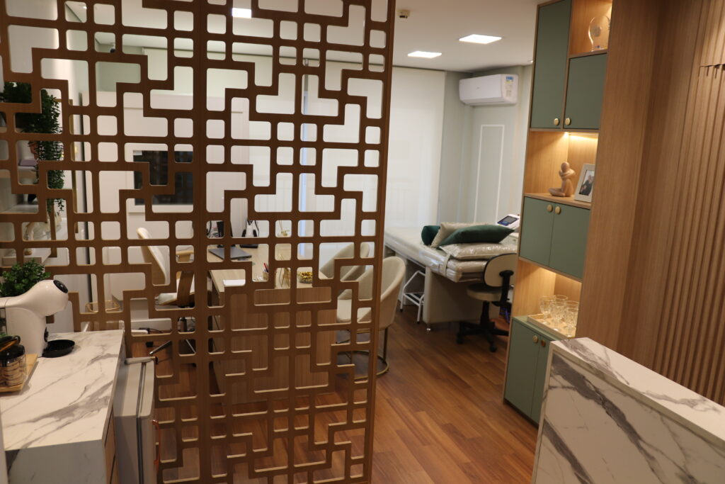 Consultório no tatuapé especializado em zumbido com clima intimista e discreto